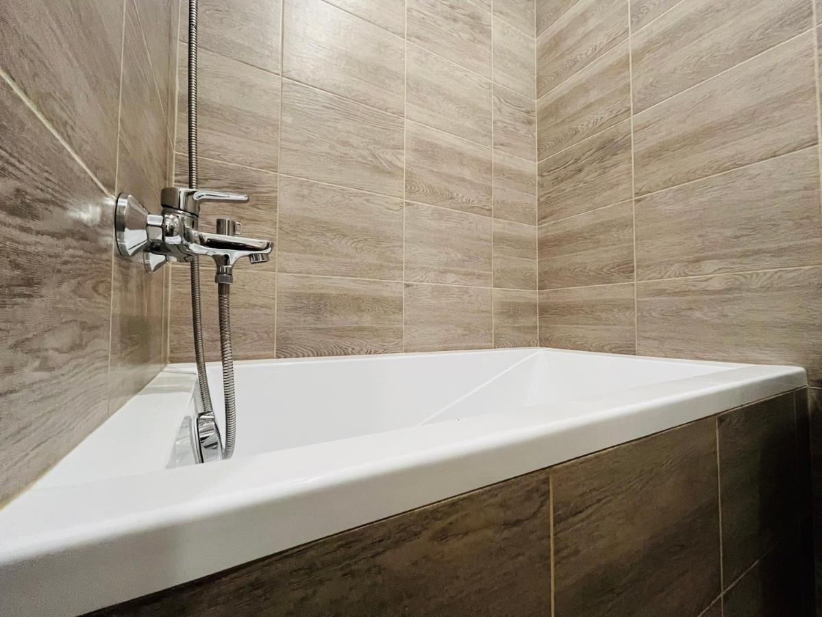 Apartma Luxura Дечин Экстерьер фото