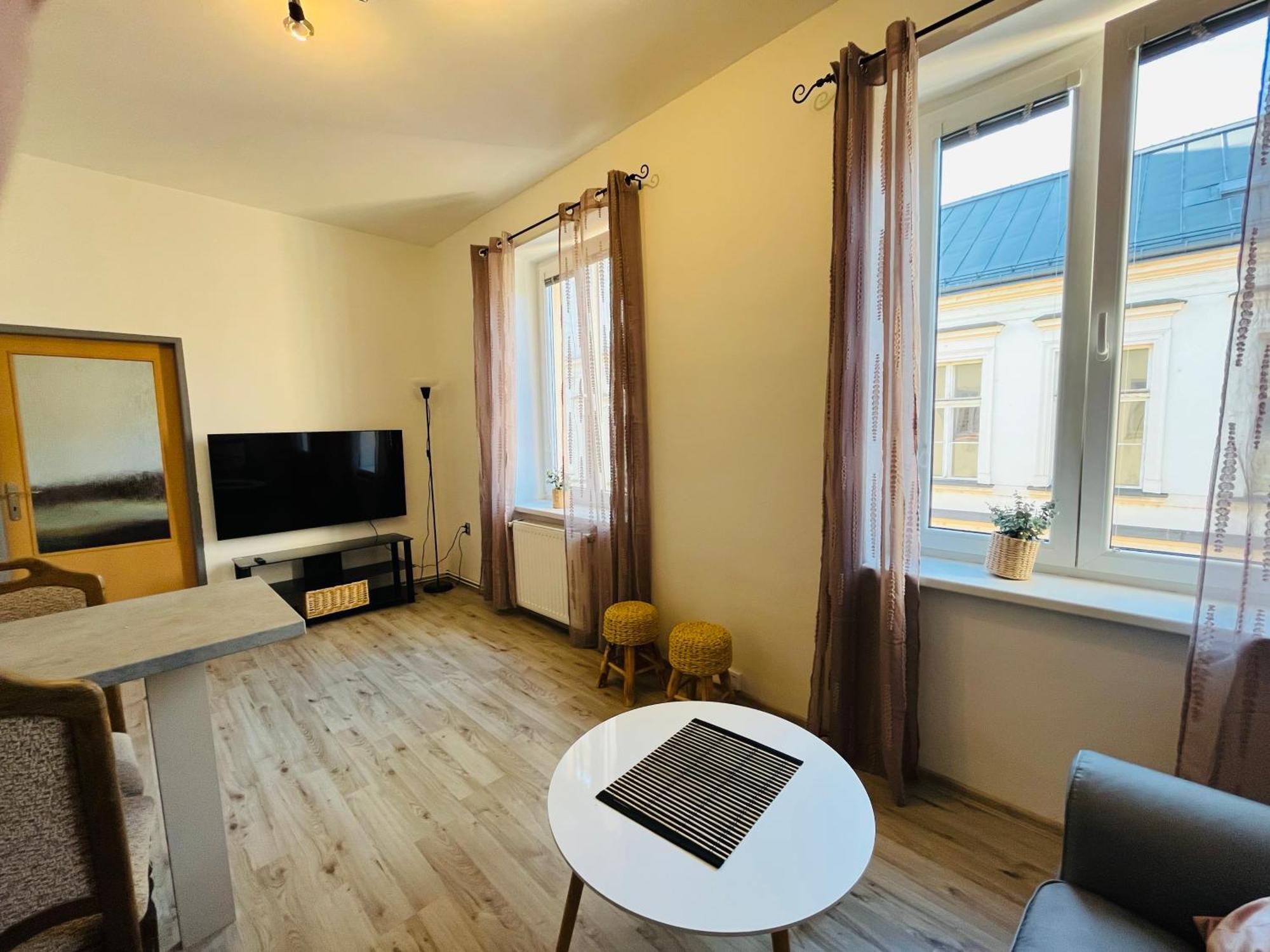 Apartma Luxura Дечин Экстерьер фото