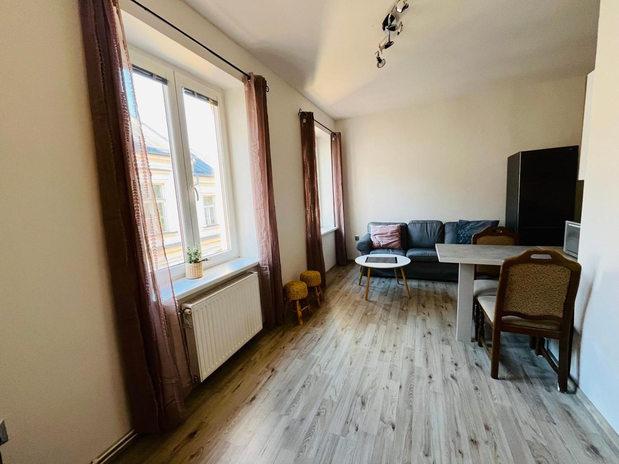 Apartma Luxura Дечин Экстерьер фото