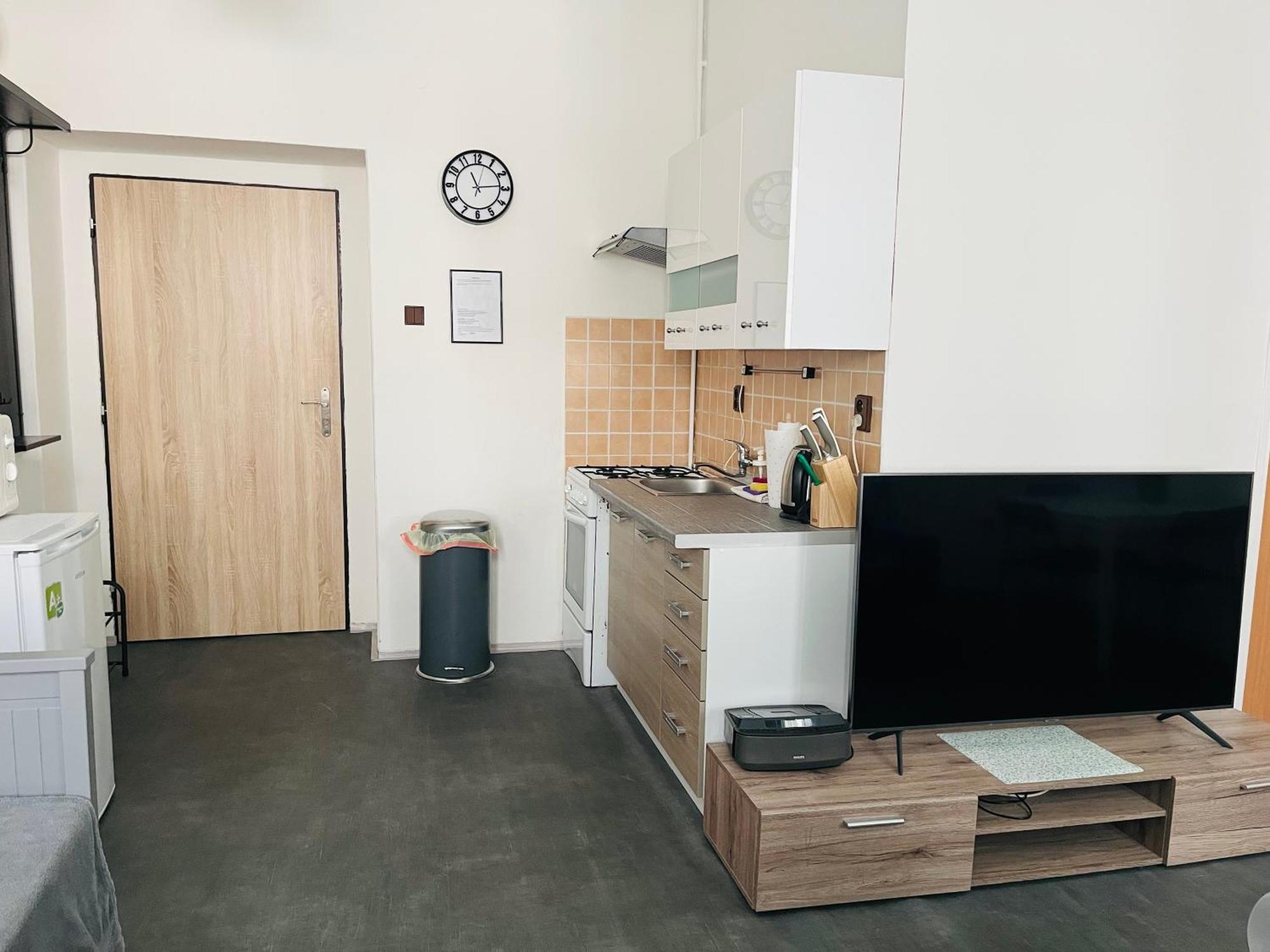 Apartma Luxura Дечин Экстерьер фото