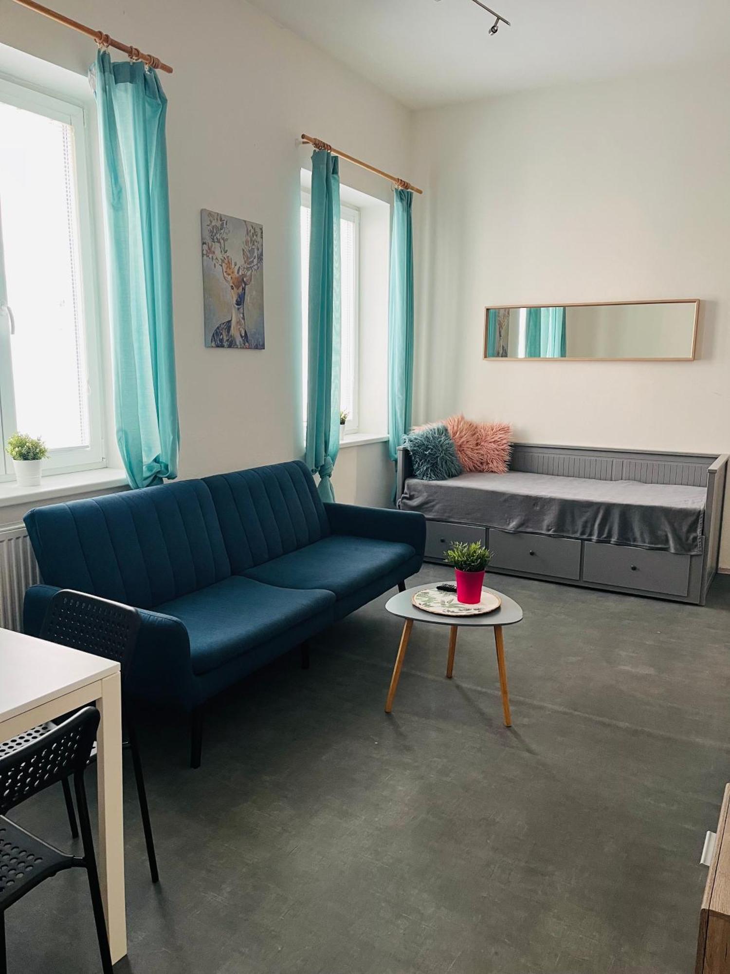 Apartma Luxura Дечин Экстерьер фото